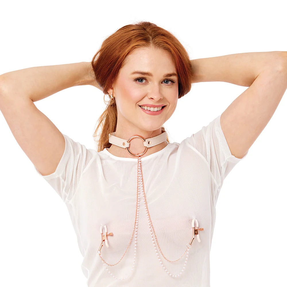 Sportsheets Sex & Mischief Peaches 'n CreaMe Collar with Nipple Clamps